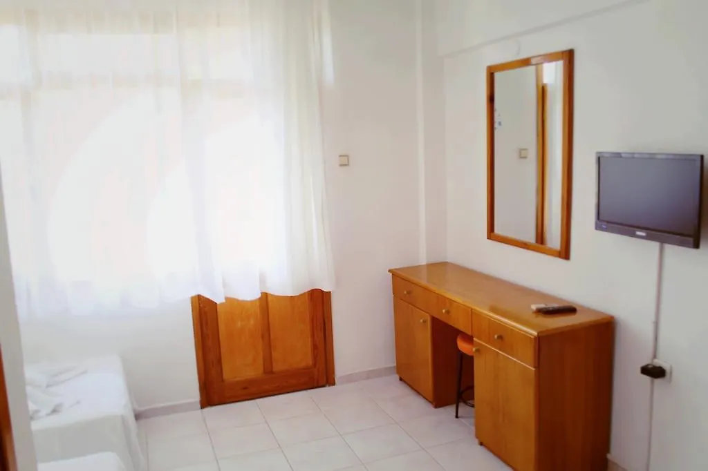 فندق مبيت وإفطار Albergo Çeşme