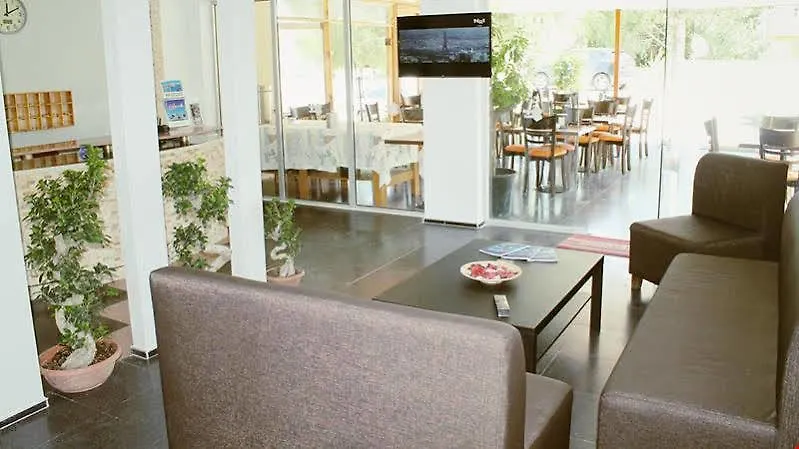 Albergo Çeşme 3*,