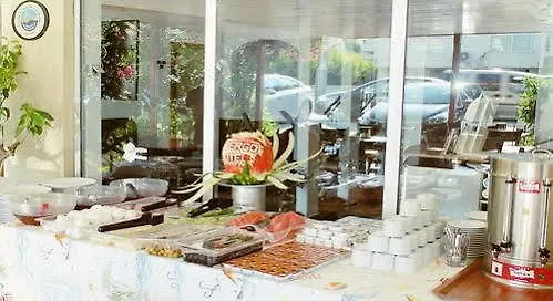 Albergo Çeşme فندق مبيت وإفطار